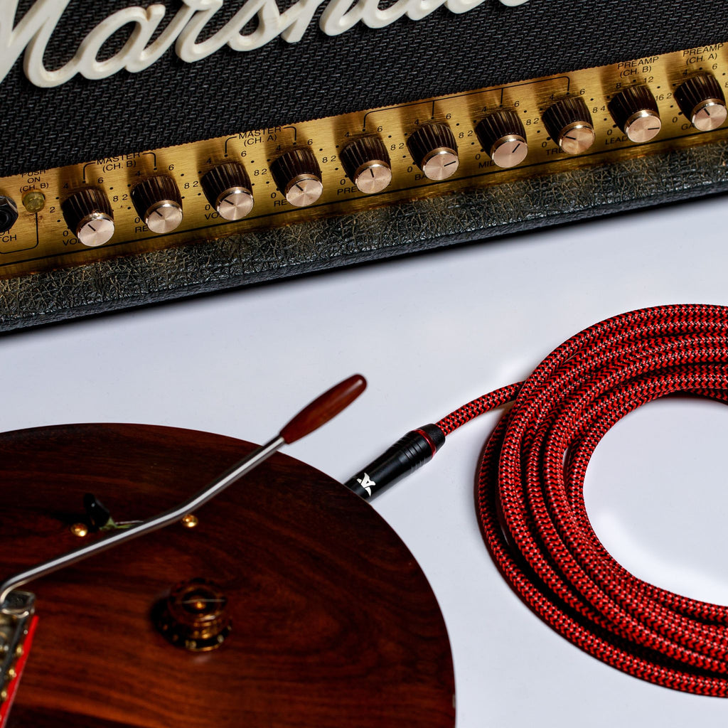 Amboz Red Dragon Electric Guitar Cable Straight Lifestyle